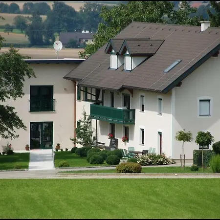 Homestay Vilsecker's *