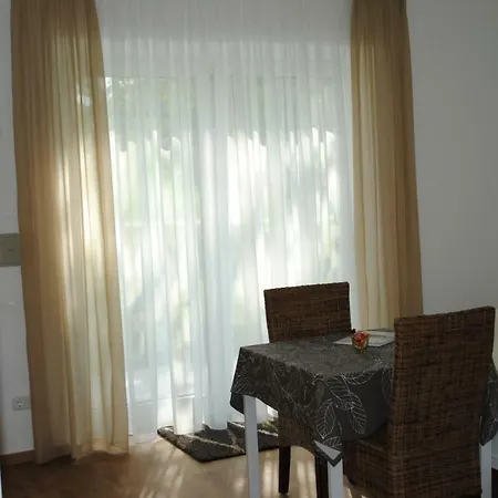 Homestay Vilsecker's *